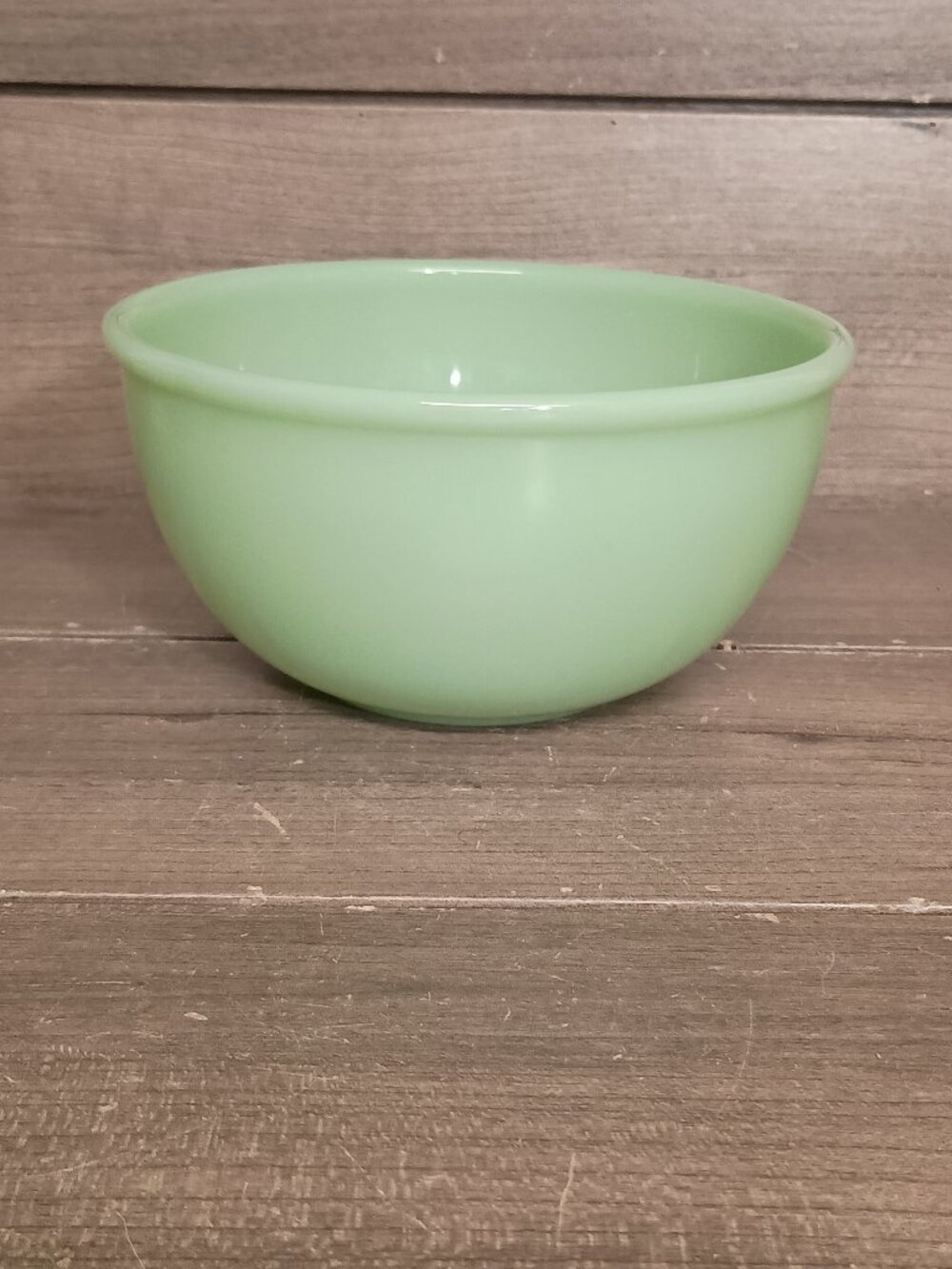 Vintage Fire King Jadeite 6" Bowl Round Bead Rim Smooth Surface